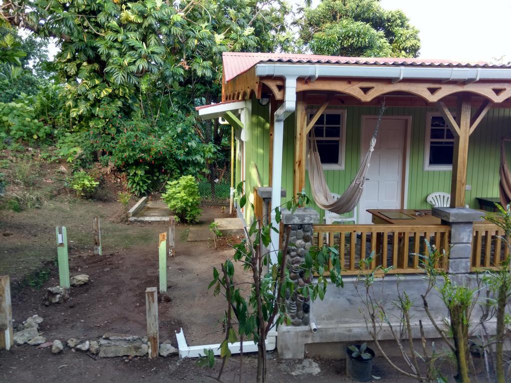 Mainroad Suite Calibishie Esterno foto
