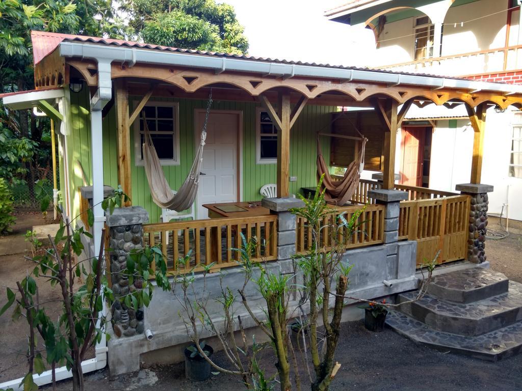 Mainroad Suite Calibishie Esterno foto